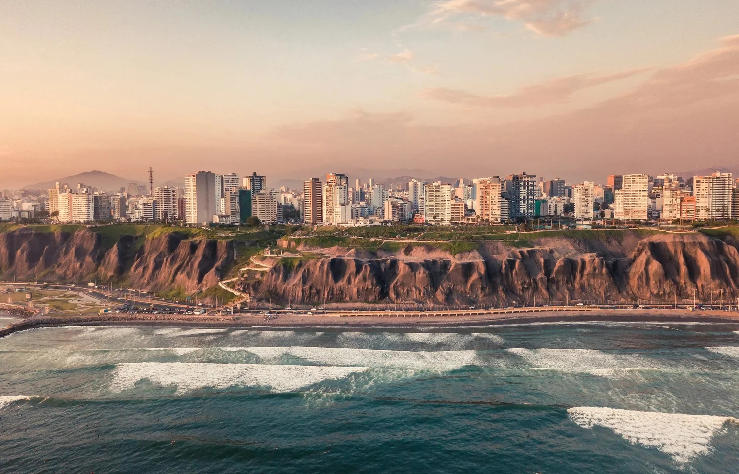 Lima: The Painted Hill